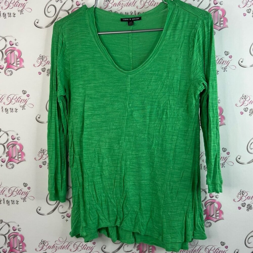 Cable & Gauge long sleeve stretchy bright Vibrant Green Long Sleeve Top Vneck